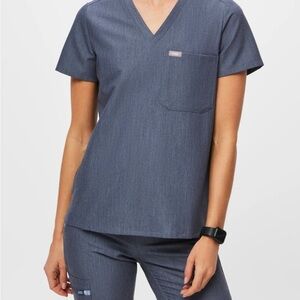 Women's V-Neck Scrub Scrub Set in denim gray